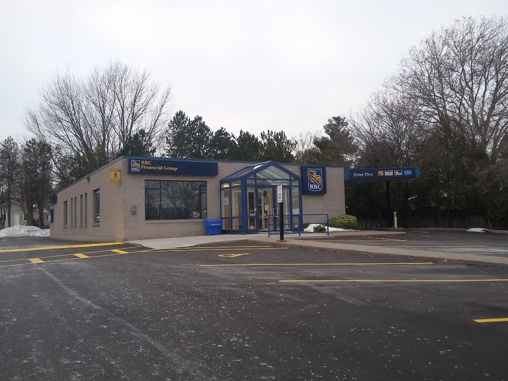 RBC Royal Bank | 33-35 Hwy 20 E, Fonthill, ON L0S 1E0, Canada | Phone: (905) 892-7641