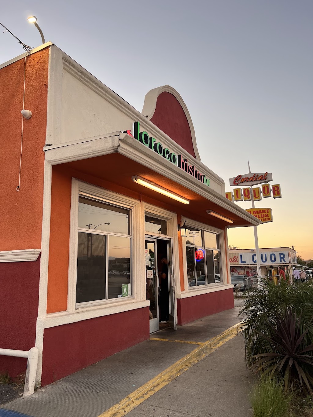 Loroco Bistro Salvadorean food | 13344 Meyer Rd, Whittier, CA 90605, USA | Phone: (562) 358-4041