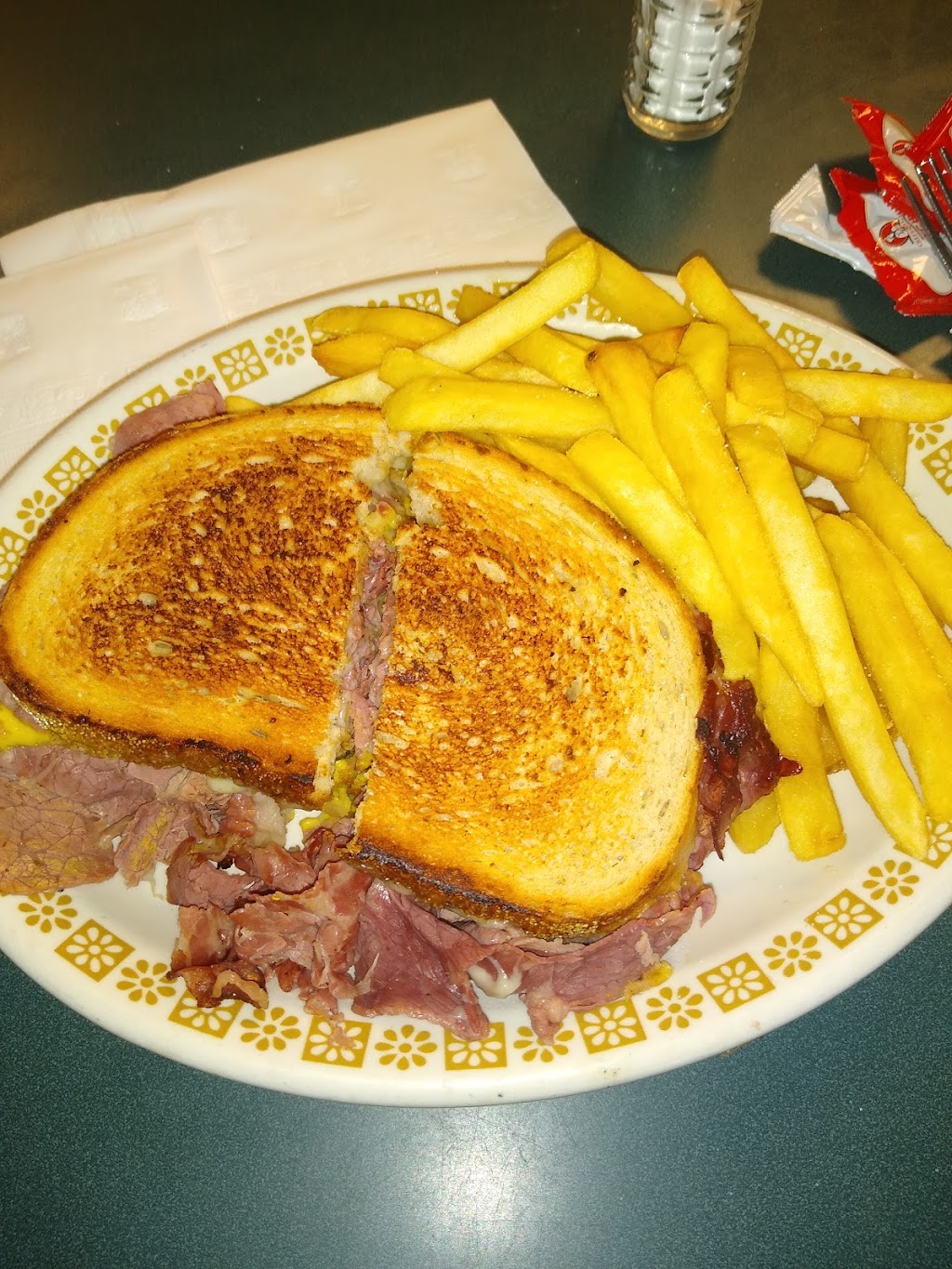 House of Reuben | 7850 Metro Parkway, Sterling Heights, MI 48312, USA | Phone: (586) 977-2700