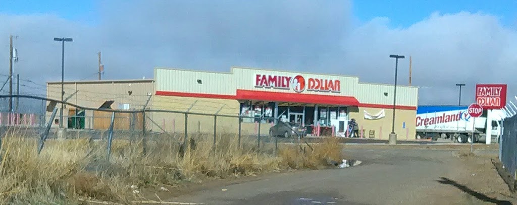 Family Dollar | 727 Meadow Lake Rd, Los Lunas, NM 87031 | Phone: (505) 737-6624