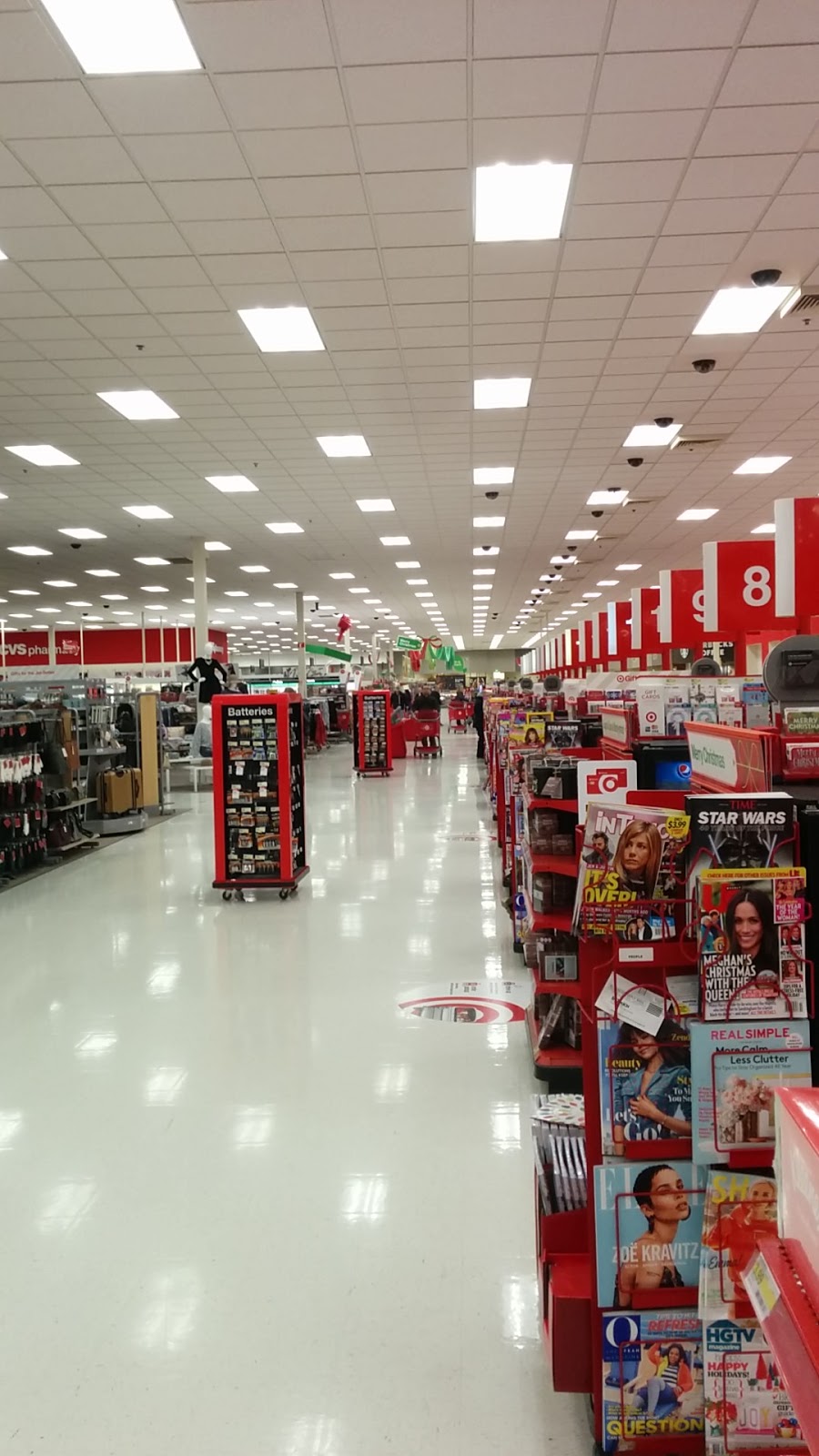 Target | 18275 Kenrick Ave, Lakeville, MN 55044, USA | Phone: (952) 892-5400