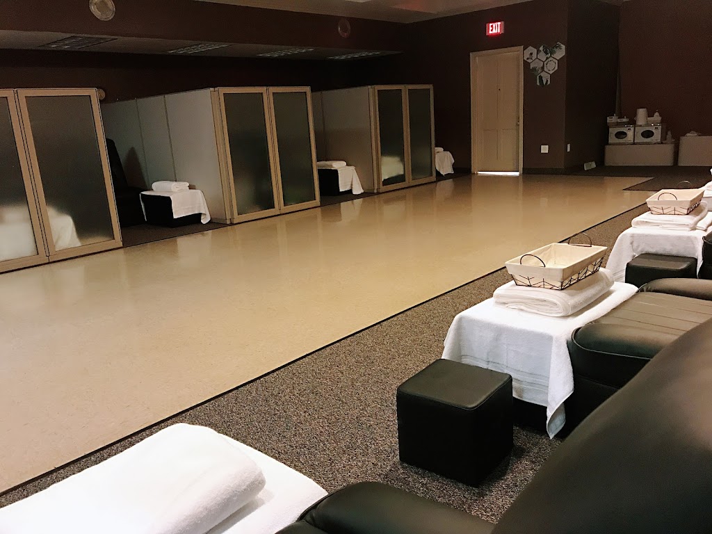 rg foot spa Independence | 6575 Brecksville Rd, Independence, OH 44131, USA | Phone: (216) 856-2722