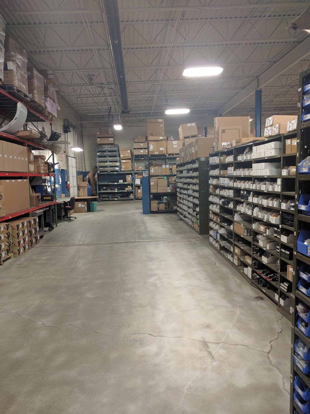 M&K Truck Centers, Sterling Heights | 37580 Mound Rd, Sterling Heights, MI 48310 | Phone: (586) 977-8200