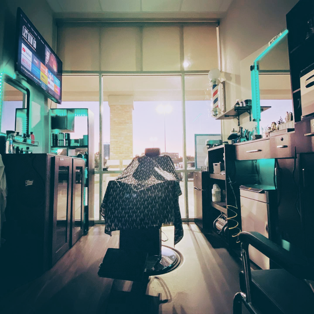 Mike Blends Master Barbers | 17194 Preston Rd Suite 151 Rm 137, Dallas, TX 75248, USA | Phone: (214) 758-0234