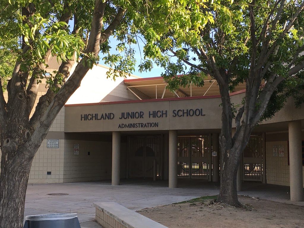 Highland Junior High School | 6915 E Guadalupe Rd, Mesa, AZ 85212, USA | Phone: (480) 632-4739