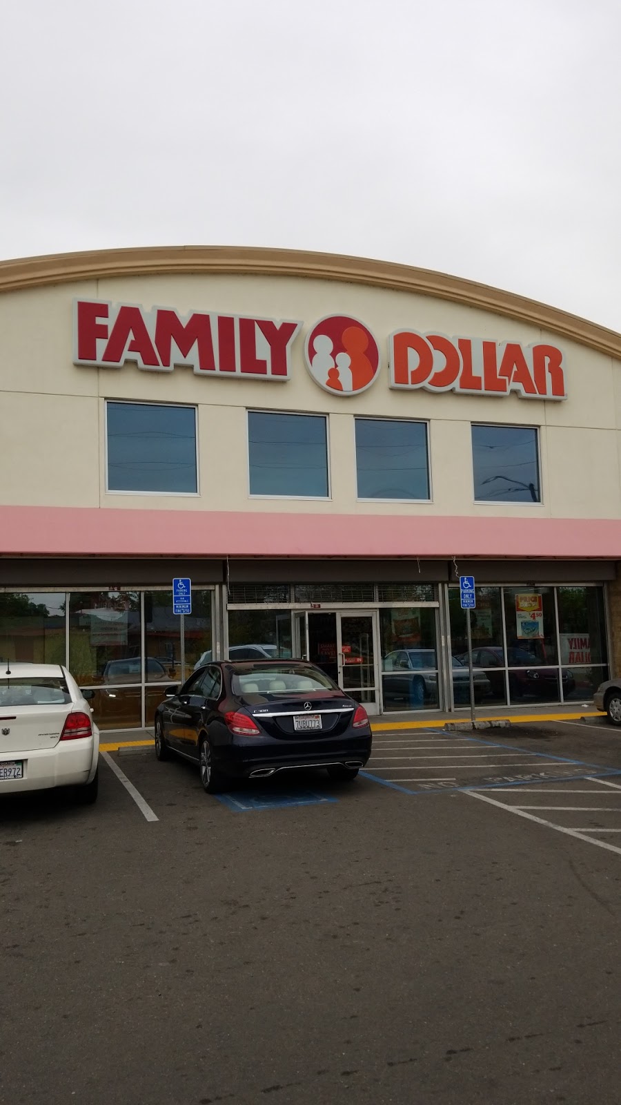 Family Dollar | 505 W Harding Way, Stockton, CA 95204, USA | Phone: (209) 808-7592