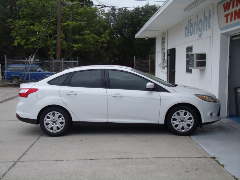 Albright Window Tinting | 3300 Morris St N, St. Petersburg, FL 33713, USA | Phone: (727) 541-4719