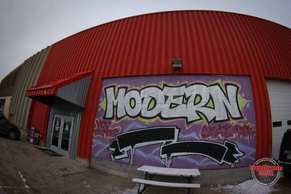 Modern Skate & Surf | 1500 N Stephenson Hwy, Royal Oak, MI 48067, USA | Phone: (248) 546-7275