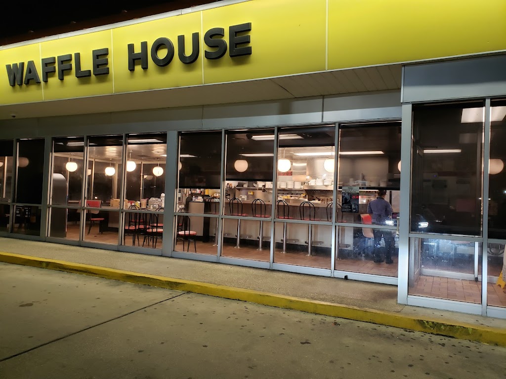 Waffle House | 10384 E Airline Hwy, St Rose, LA 70087, USA | Phone: (504) 467-1522