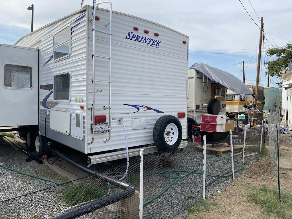 Porterville Mobile Village | 1453 S Plano St, Porterville, CA 93257, USA | Phone: (559) 854-7824