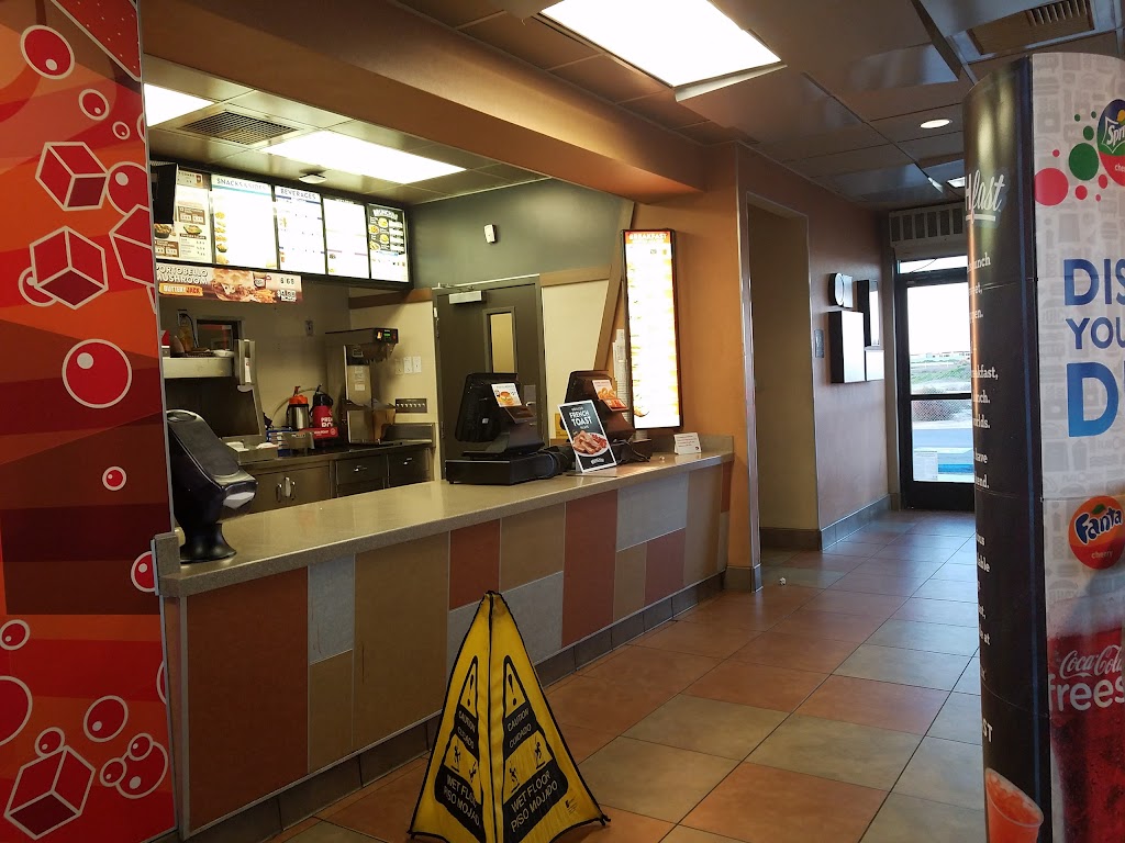 Jack in the Box | 19487 CA-65, Bakersfield, CA 93308 | Phone: (661) 399-9277