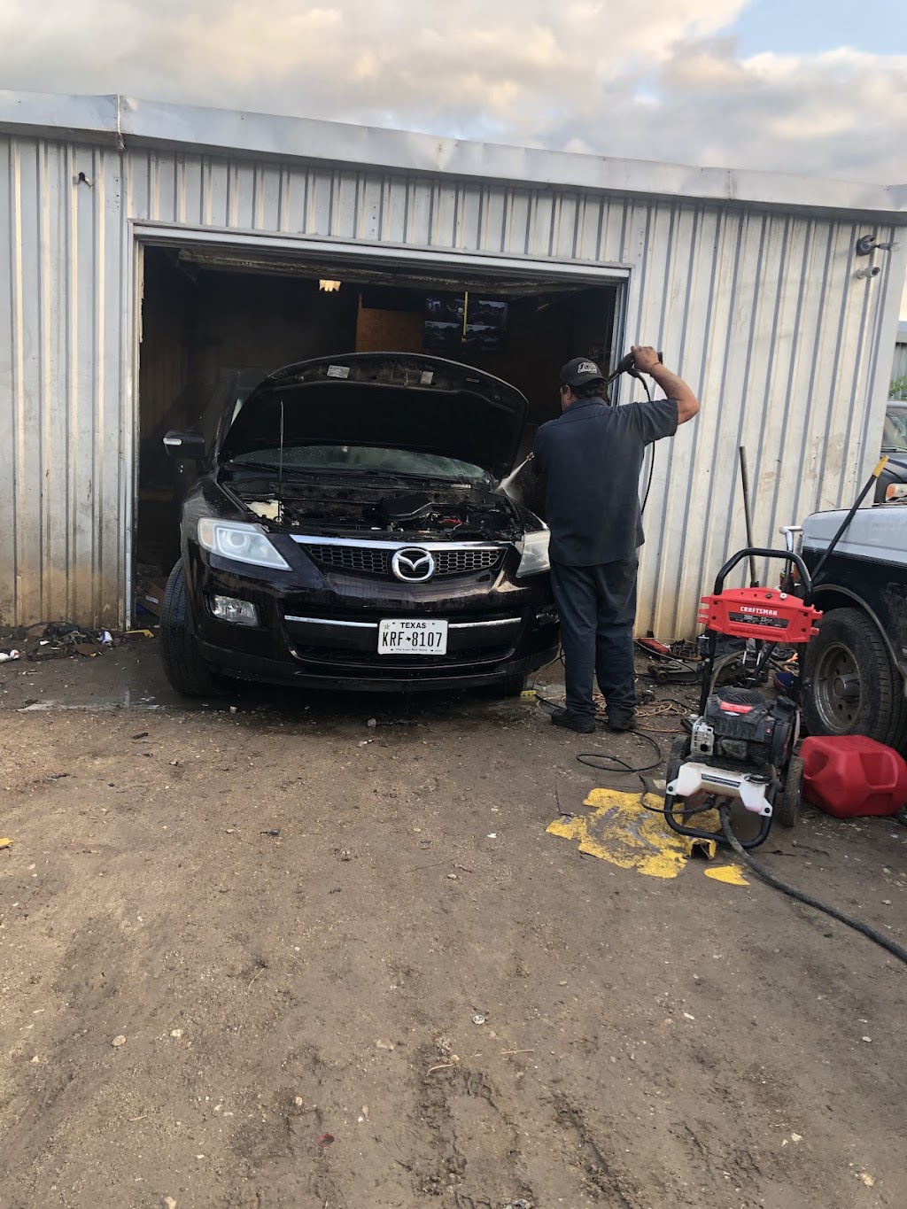 Lorenzos automotive | 3109 US-82, Gainesville, TX 76240, USA | Phone: (940) 580-8637