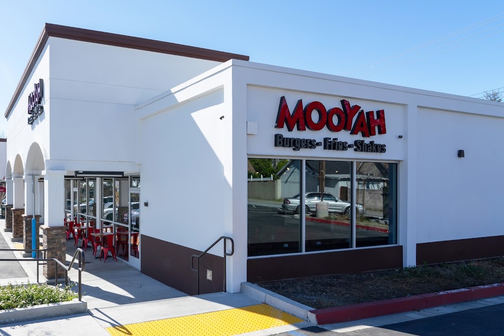 MOOYAH Burgers, Fries & Shakes | 75 E Foothill Blvd, Upland, CA 91786, USA | Phone: (909) 727-8070