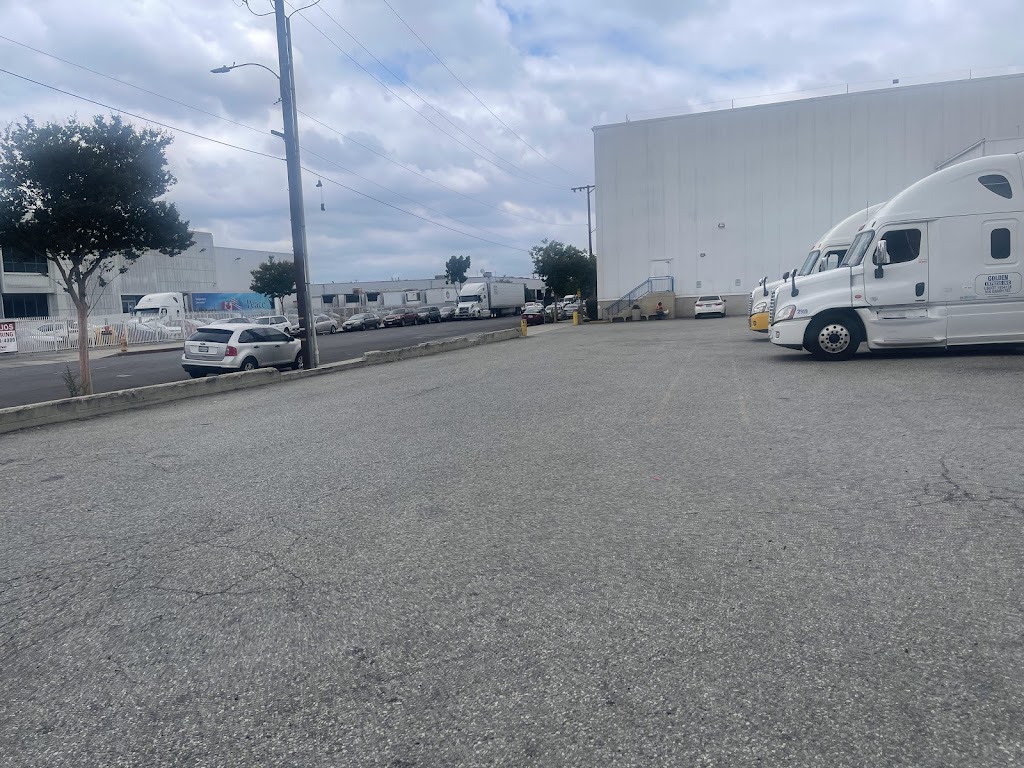 U.S. Growers Cold Storage - Area 3 | 3269 E 44th St, Vernon, CA 90058, USA | Phone: (323) 923-2003