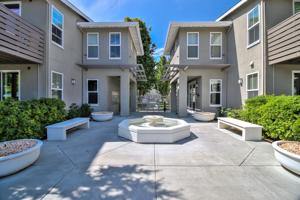 Buckingham Place Apartments | 30 Buckingham Dr, Santa Clara, CA 95051, USA | Phone: (408) 243-7368