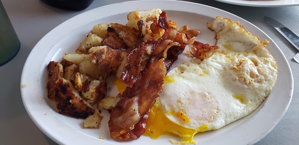 Poquoson Diner | 480 Wythe Creek Rd, Poquoson, VA 23662, USA | Phone: (757) 659-0290