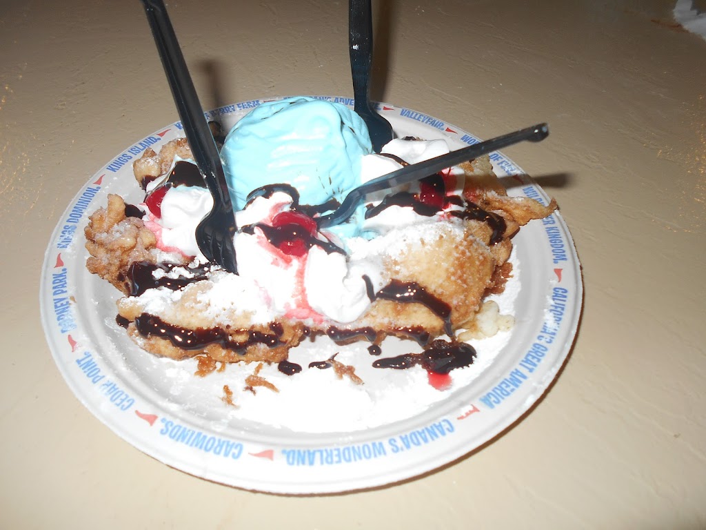 Rivertown Funnel Cakes | 6300 Kings Island Dr, Mason, OH 45040, USA | Phone: (513) 754-5700