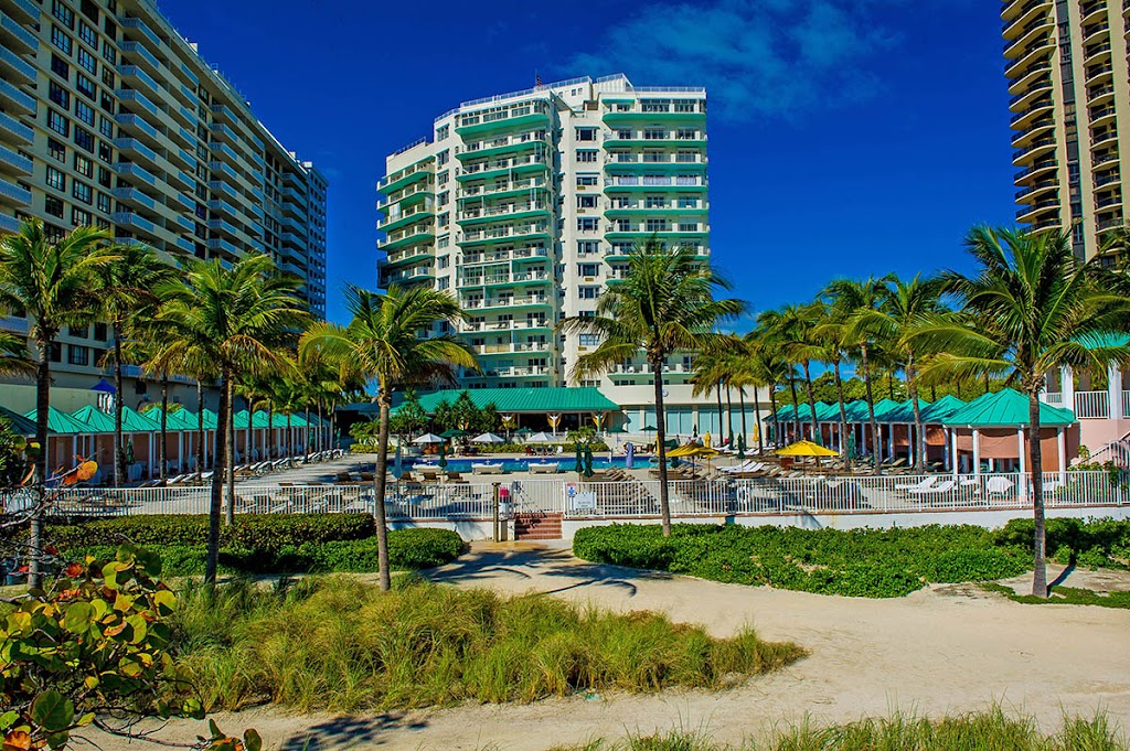 Sea View Hotel | 9909 Collins Ave, Bal Harbour, FL 33154 | Phone: (305) 866-4441