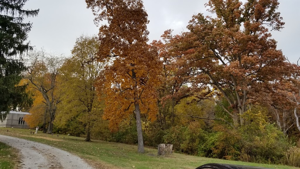 Mayfield Memorial Park Cemetery | RR 4, Carlinville, IL 62626, USA | Phone: (217) 854-2432