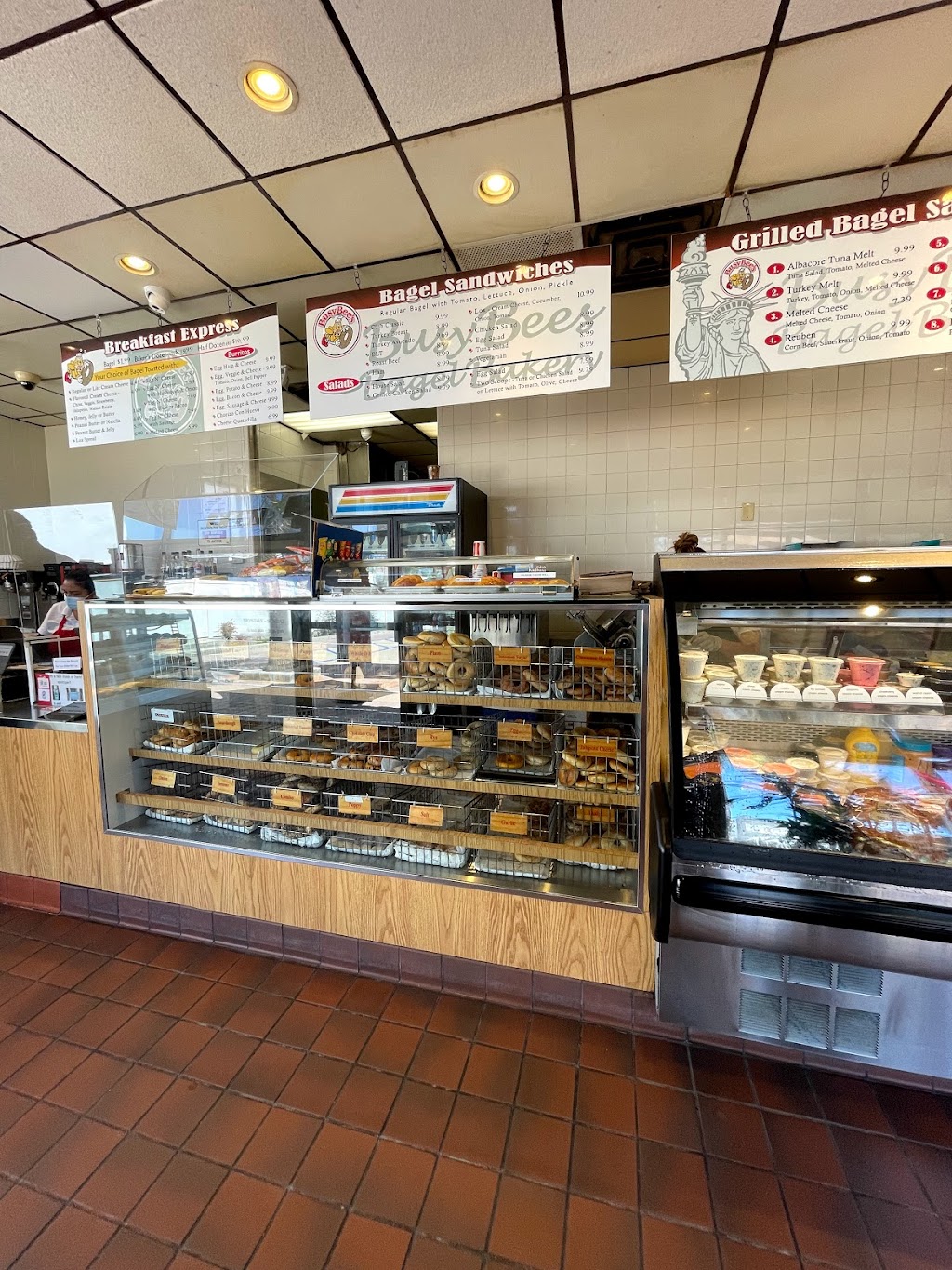 Busy Bees Bagel Bakery | 6861 La Jolla Blvd, La Jolla, CA 92037, USA | Phone: (858) 456-2738