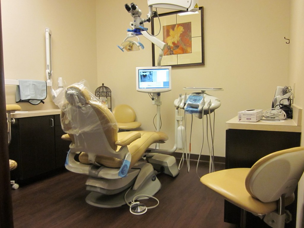 Dallas City Endodontics | 4475 Adler Dr #103, Dallas, TX 75211, USA | Phone: (214) 331-7275