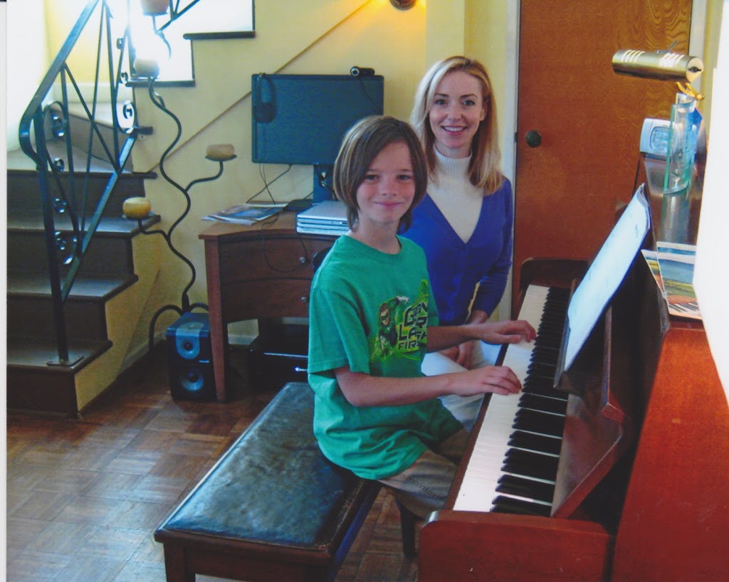 Studio Piano Play | 4111 Wade St apt d, Los Angeles, CA 90066, USA | Phone: (310) 597-7277