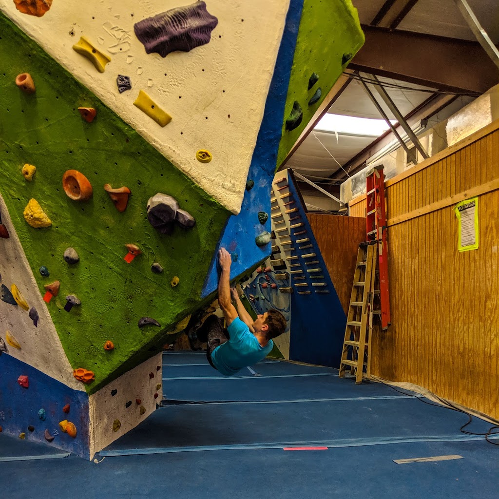 The Edge Rock Gym - Climbing and Fitness | 200 West Dr, Melbourne, FL 32904, USA | Phone: (321) 724-8775