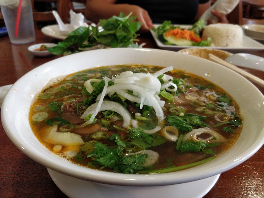 Phở Pasteur Restaurant | 100 W Pioneer Pkwy #158, Arlington, TX 76010, USA | Phone: (817) 274-6232