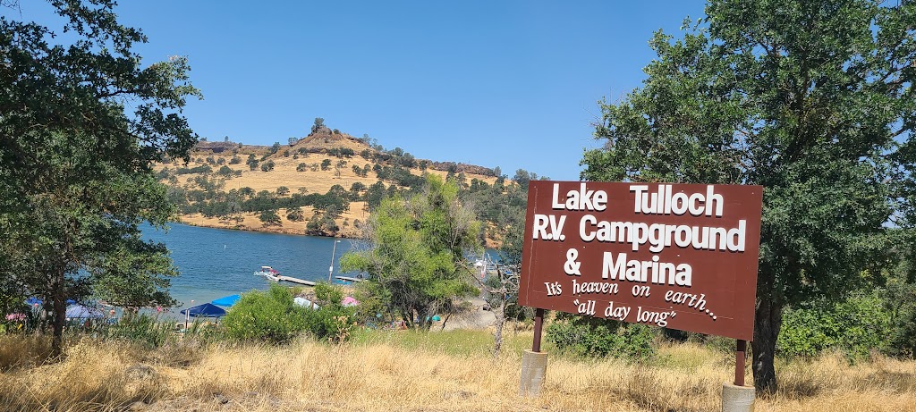 Lake Tulloch RV Campground & Marina | 14448 Tulloch Rd, Jamestown, CA 95327, USA | Phone: (209) 881-0107