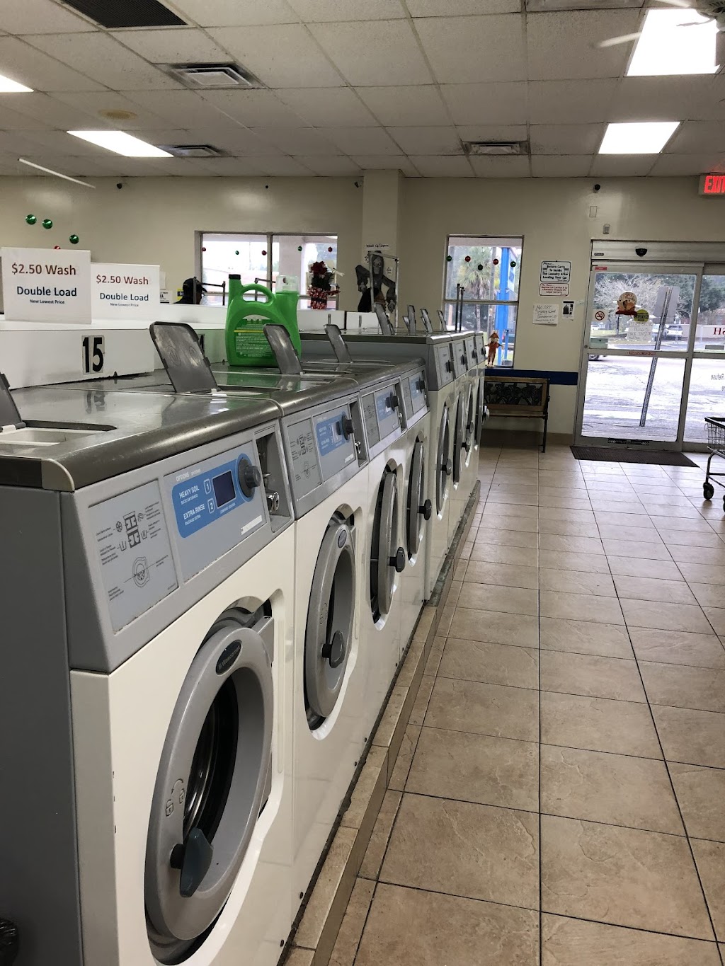 Wash-O-Rama Coin Laundry (Open 7 am - 11pm, Last wash at 10 pm) | 2700 Cesery Blvd, Jacksonville, FL 32211, USA | Phone: (904) 762-9950