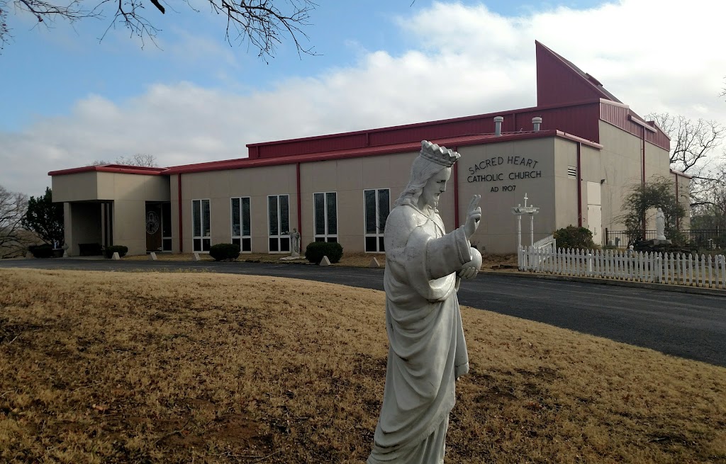 Sacred Heart Church | 1777 E Grayson Ave, Sapulpa, OK 74066, USA | Phone: (918) 224-0944