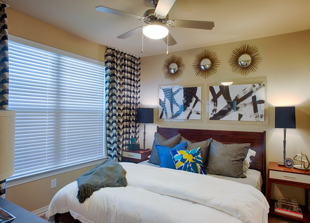 Keller Springs Crossing | 3221 Keller Springs Rd, Carrollton, TX 75006, USA | Phone: (972) 417-9999