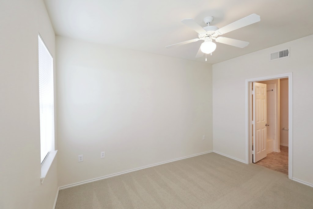 Cumberland on Granbury Apartments | 6850 Granbury Rd, Fort Worth, TX 76133, USA | Phone: (817) 968-5576