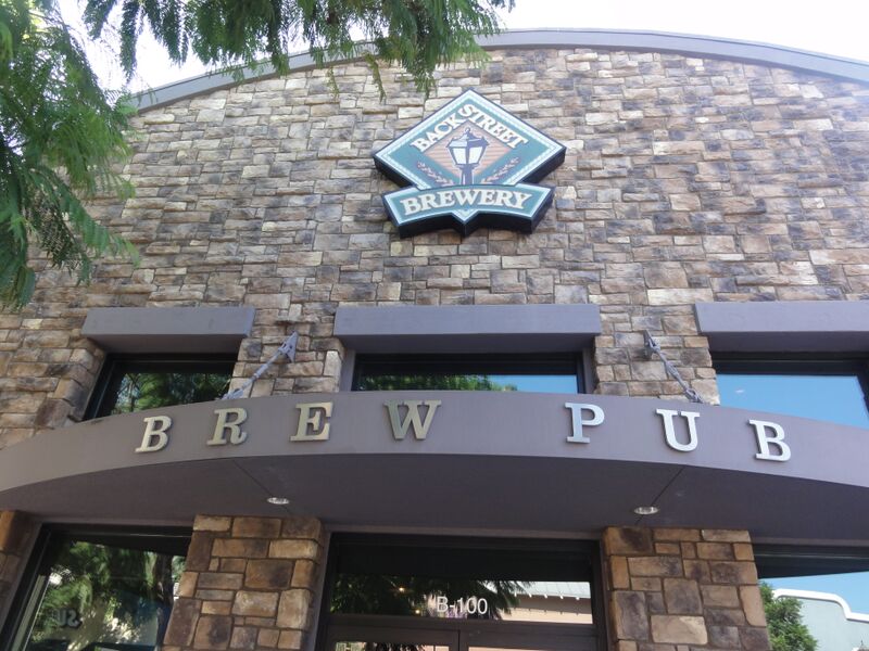 Backstreet Brewery | 15 Main St #100, Vista, CA 92083, USA | Phone: (760) 407-7600