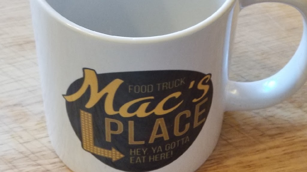 Macs Place Food Truck | 11 Woodrow Rd, Amsterdam, NY 12010, USA | Phone: (518) 774-1631