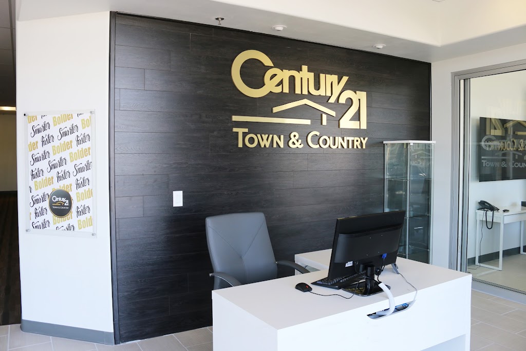 Town & Country Real Estate | 16923 Sierra Lakes Pkwy Ste 101, Fontana, CA 92336, USA | Phone: (909) 953-8300