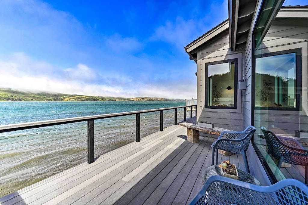 BayMod on Tomales Bay | 22825 CA-1, Marshall, CA 94940, USA | Phone: (415) 203-6085