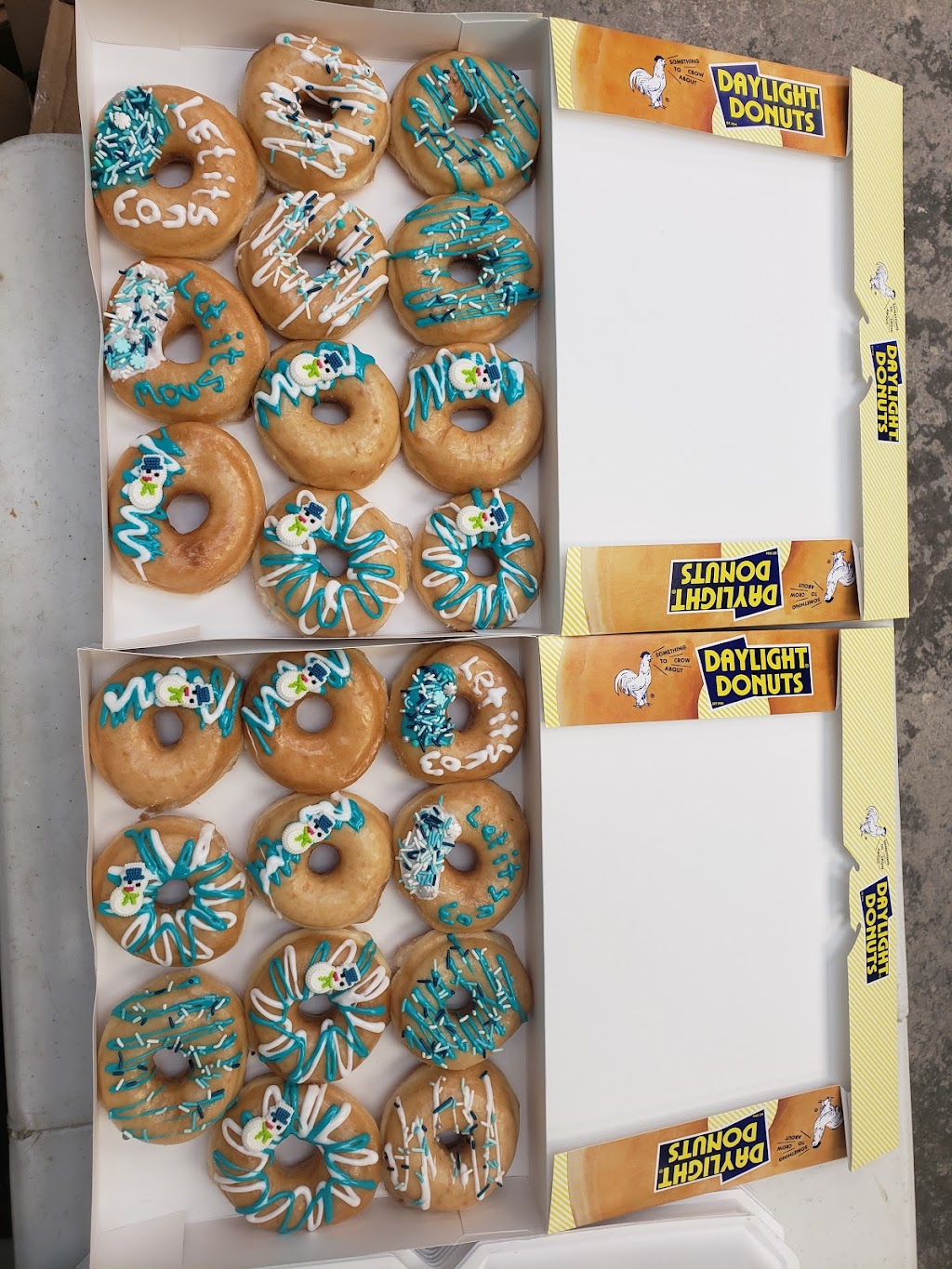 Daylight Donuts | 415 E Commercial St, Inola, OK 74036, USA | Phone: (918) 543-4500