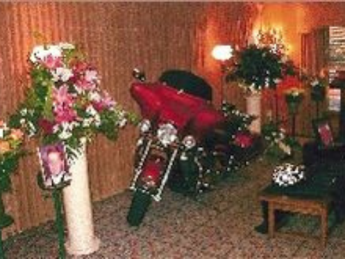 Manns Family Funeral Home | 17000 Middlebelt Rd, Livonia, MI 48154, USA | Phone: (734) 425-1800