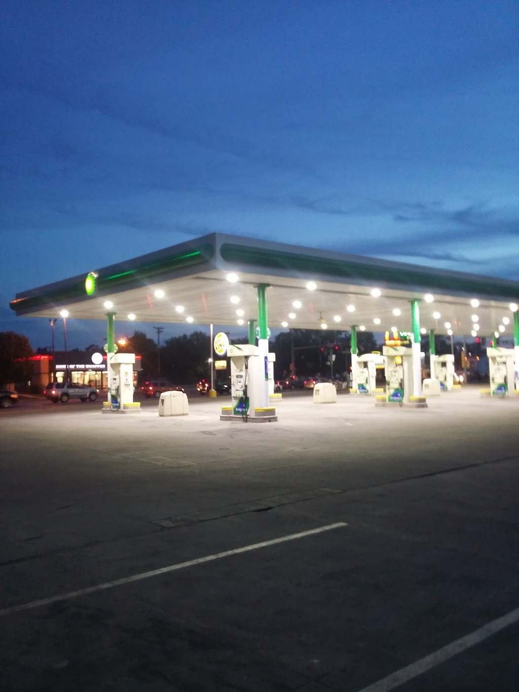 bp | 15 N 16th St, Council Bluffs, IA 51501, USA | Phone: (712) 329-0009