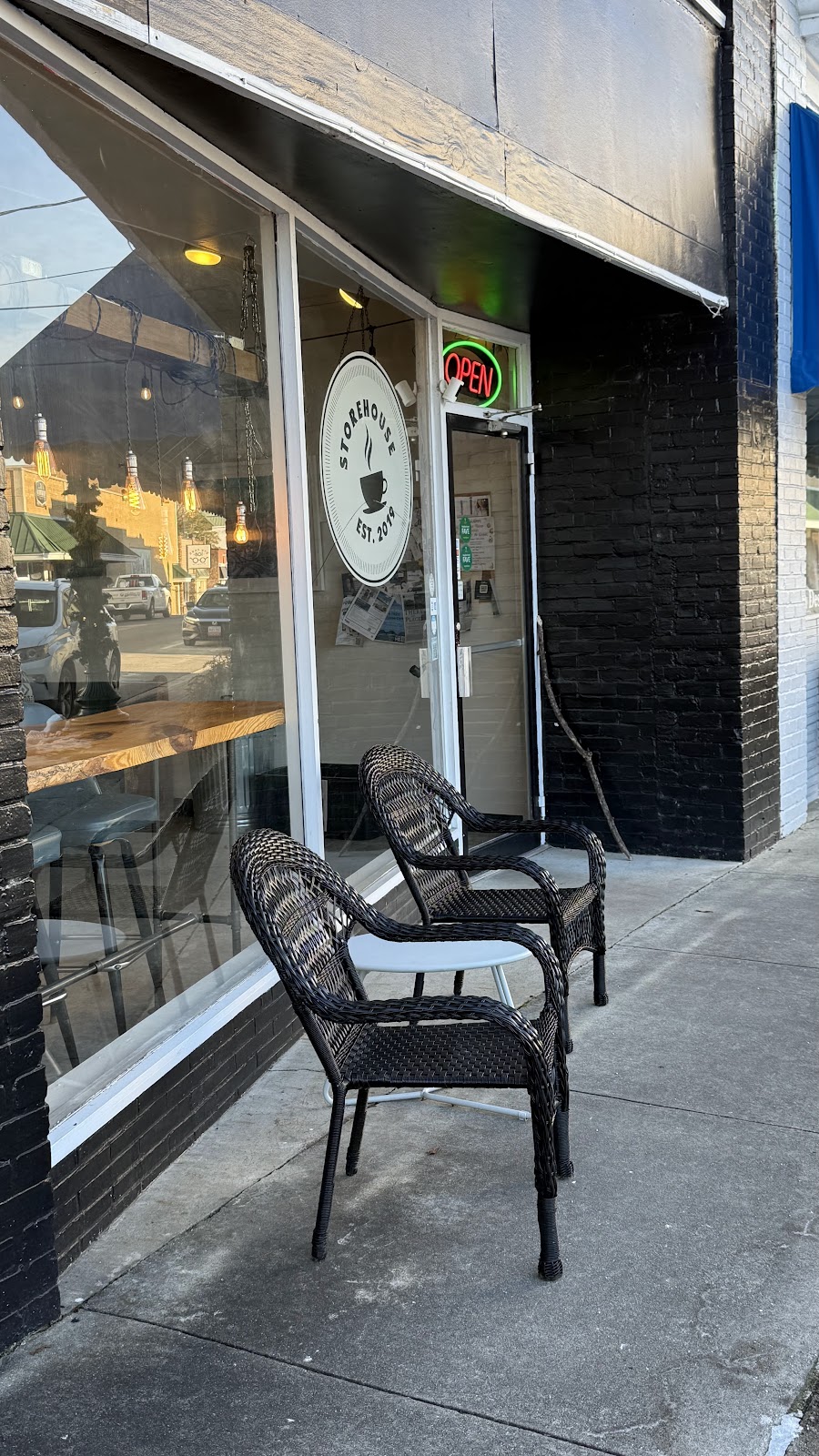 StoreHouse Coffee | 107 E 2nd Ave, Franklin, VA 23851, USA | Phone: (757) 571-0042