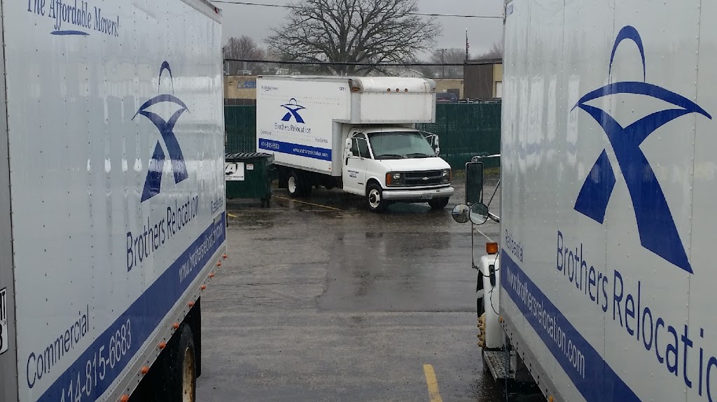 Brothers Moving & Storage | 21870 Watertown Rd #7, Waukesha, WI 53186, USA | Phone: (262) 278-6683