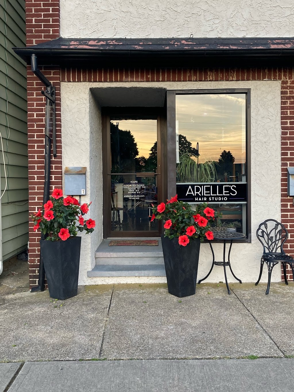 Arielles Hair Studio | 1199 Lincoln Square Unit 1, Long Branch, NJ 07740, USA | Phone: (732) 619-3425