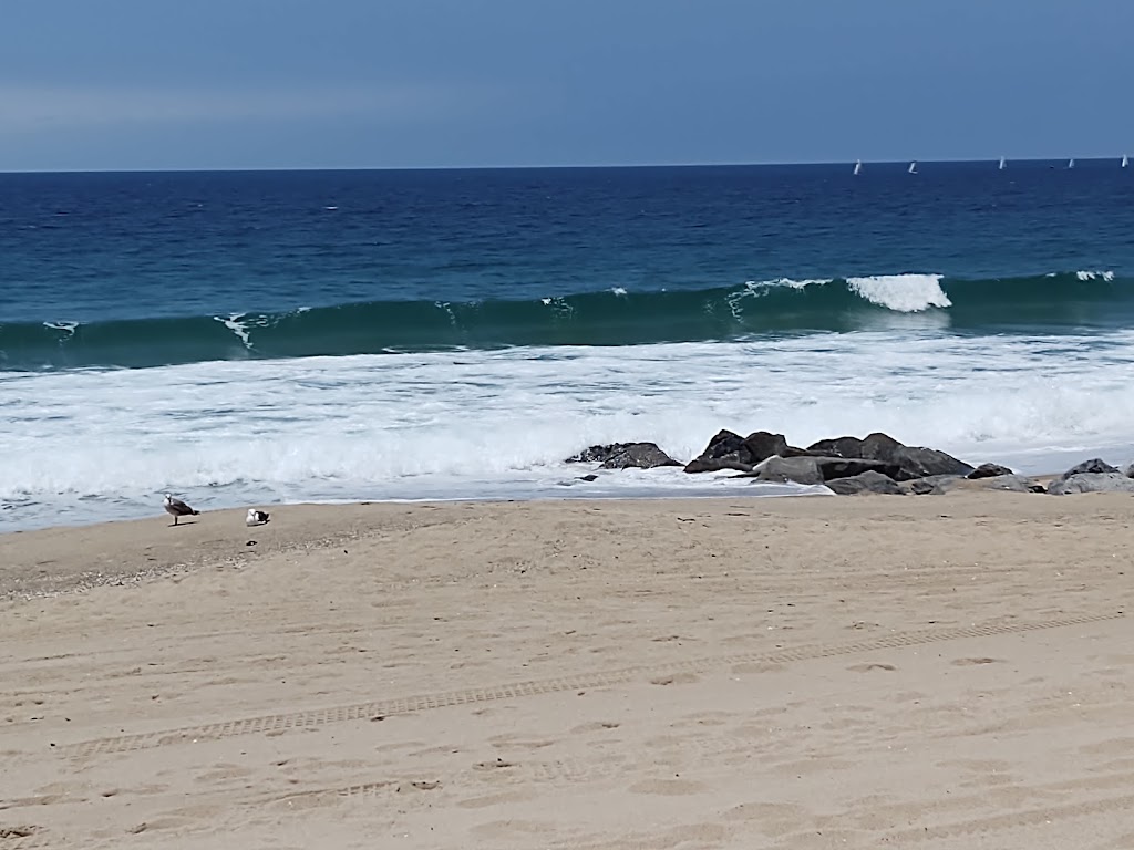 Veterans Park | 309 Esplanade, Redondo Beach, CA 90277, USA | Phone: (310) 372-1171