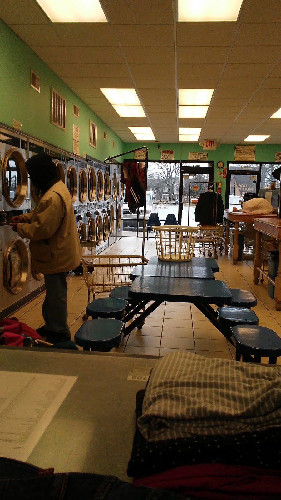Laundry Basket | 2706 Paoli Pike # C, New Albany, IN 47150, USA | Phone: (812) 944-6672
