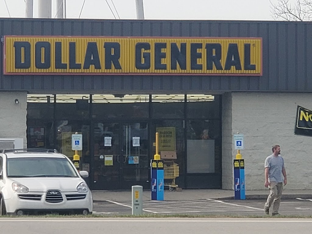 Dollar General | 700 S Apple St, Fayetteville, OH 45118, USA | Phone: (513) 214-0600