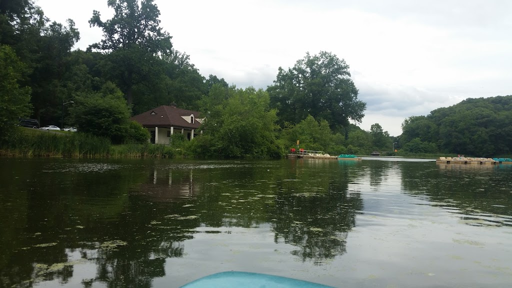 Echo Lake Park Pedal Boats & Cafe | Park Dr, Mountainside, NJ 07092 | Phone: (908) 527-4000