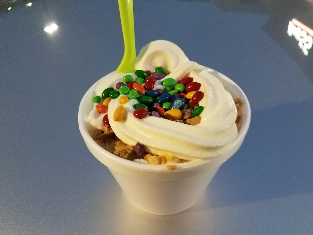 Tickle My Tongue FROYO & Hot Cobbler | 1183 University Dr #107, Burlington, NC 27215, USA | Phone: (336) 603-6723