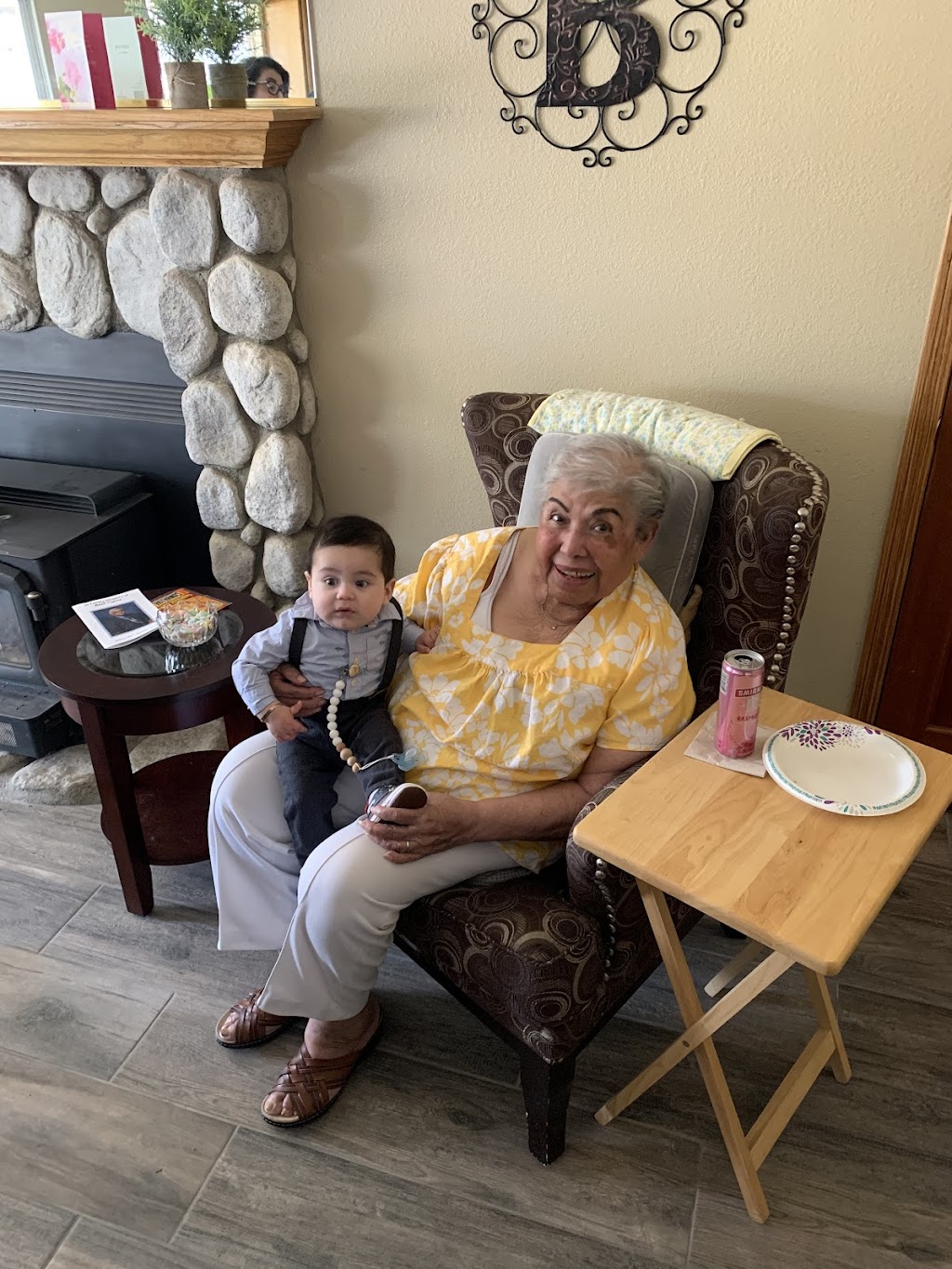 ARYA SENIOR CARE HOME | 18554 Olalee Way, Apple Valley, CA 92307, USA | Phone: (626) 241-4585