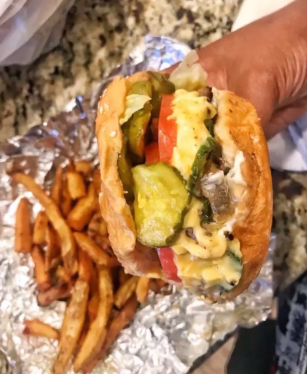 Five Guys | 1169 Nimmo Pkwy Suite 246, Virginia Beach, VA 23454, USA | Phone: (757) 430-9170